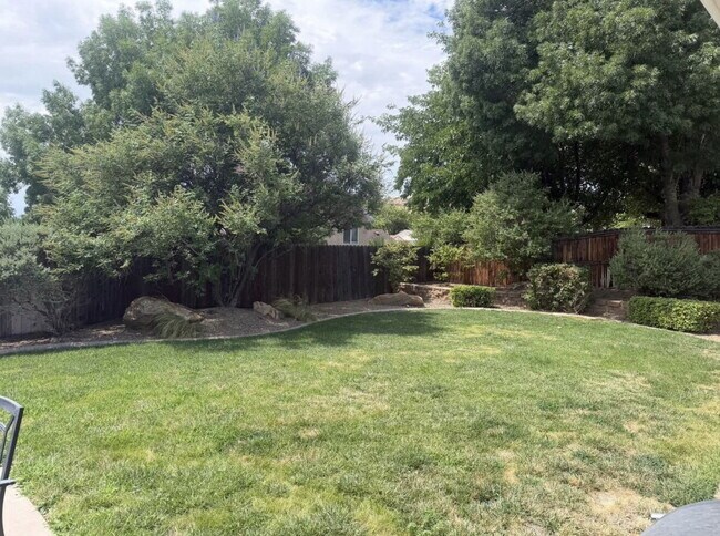 Photo - Charming 3 Bed, 2 Bath St. George Rental with 1417 Sq Ft - Don't Miss Out!