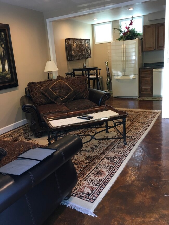 Photo - Walnut Cove Apartments