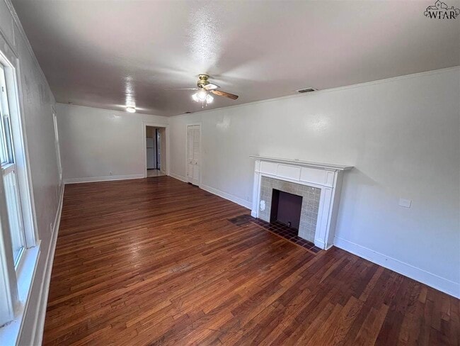 Photo - 1811 Grant St