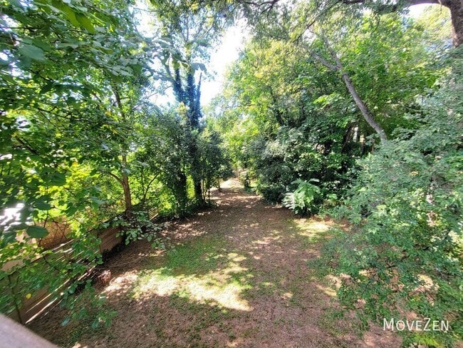 Photo - 1121 N Alexander St