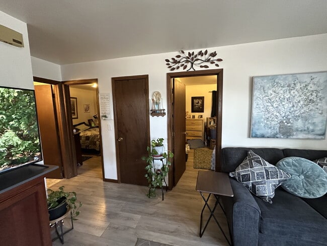 Photo - Charming 2 Bedroom, 1 Bathroom Northside Apartment- Available June 1st!! Unit 3