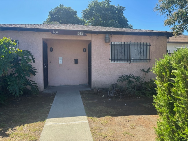 Photo - 632 E 107th St Unit 632