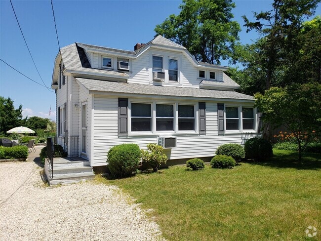 Building Photo - 252 Asharoken Ave Rental