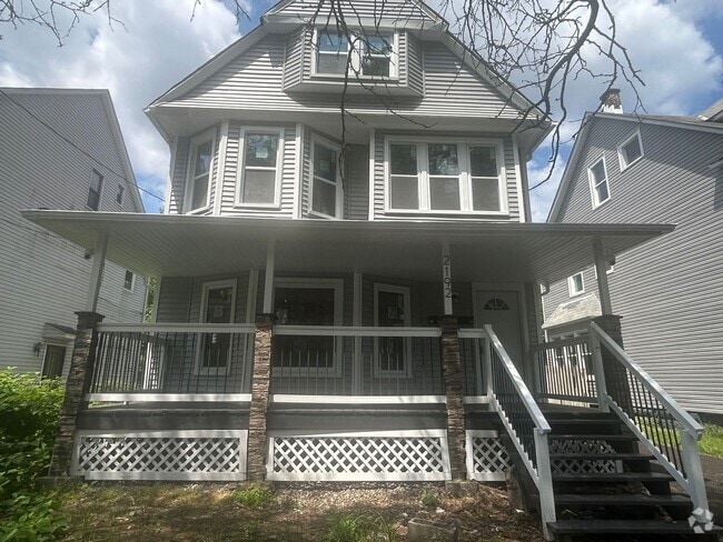 Building Photo - 2192 E 82nd St Unit 1 - Down Rental