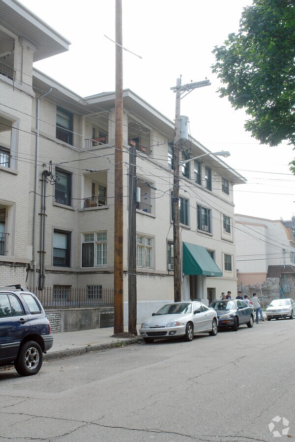 Photo - 631 Maryland Ave