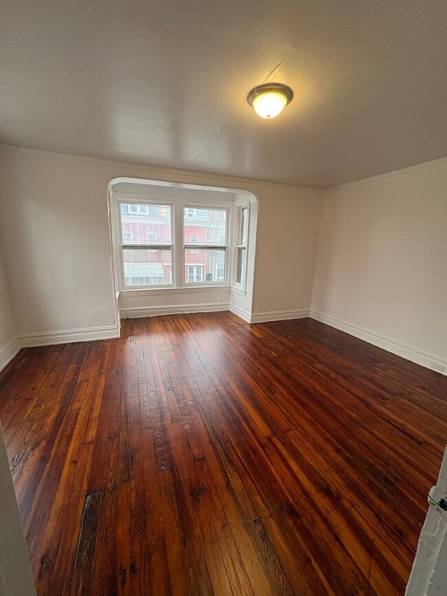 Photo - Spacious 2 Bedroom, 2nd Floor Apartment Near York College-York City SD