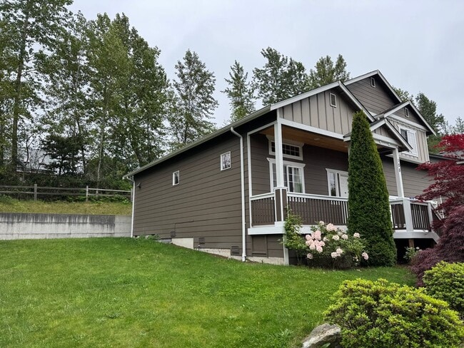 Photo - Gorgeous Mount Vernon Home 3 bedroom 2.5 Bathroom