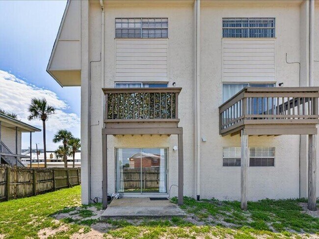 354 Billfish Ave Unidad 105