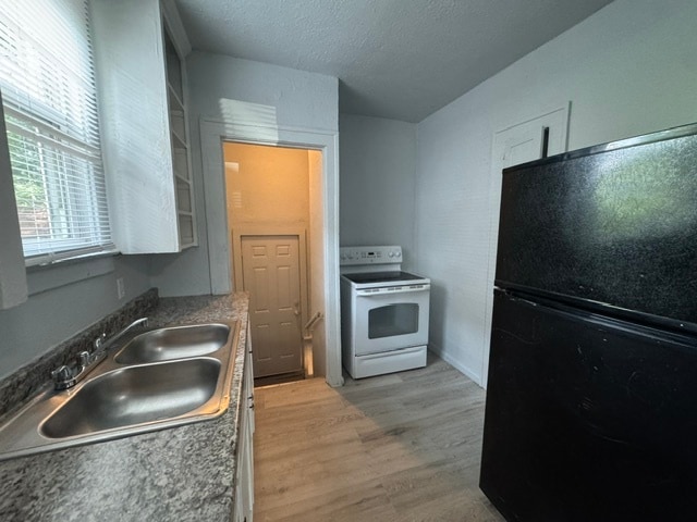 Photo - 15766 Woodingham Dr