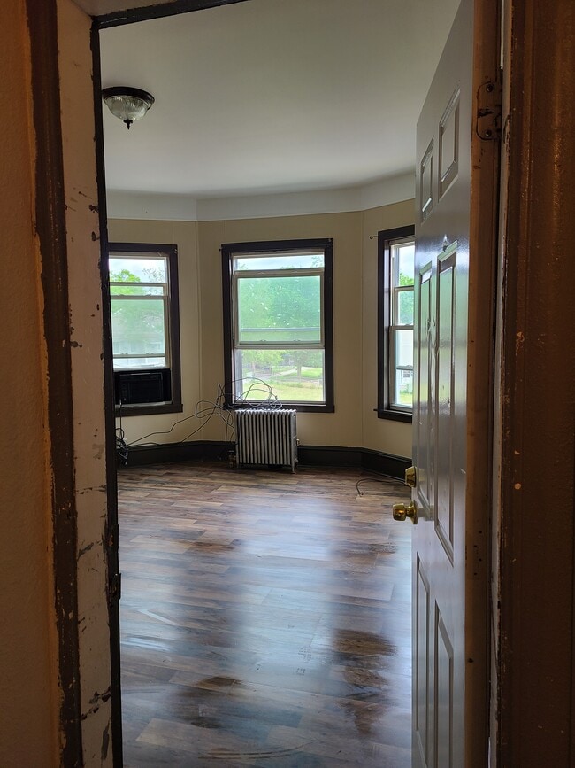 Photo - 372 Franklin St Unit Franklin #3