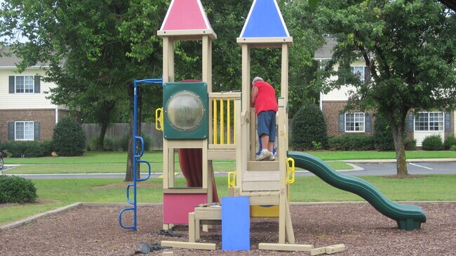 Photo - Fox Ridge Apartments