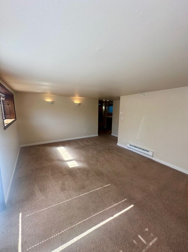 Photo - 5411COLBYAVE Unidad B