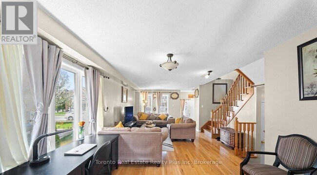 Photo - 17 Calderstone Rd
