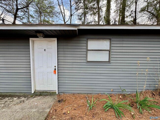 Photo - 3702 Penny St SW Unidad C