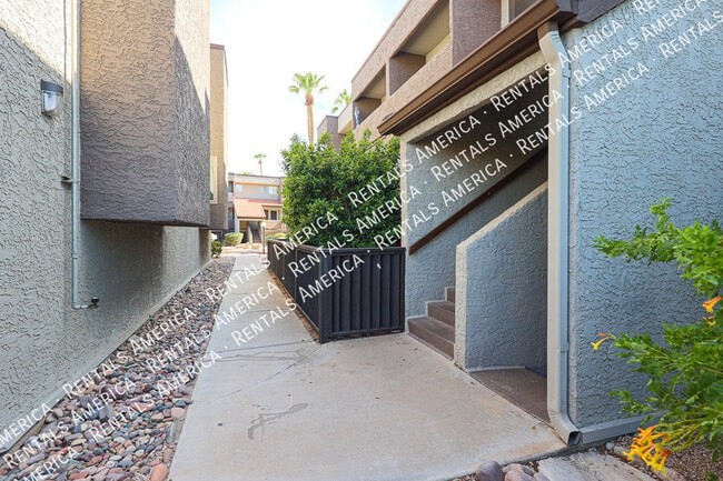 Photo - 1645 W Baseline Rd