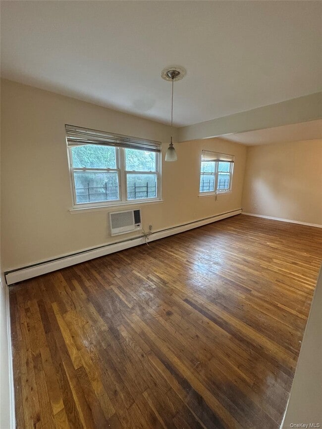 Photo - 148-56 262nd Pl