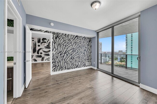 Photo - 488 NE 18th St