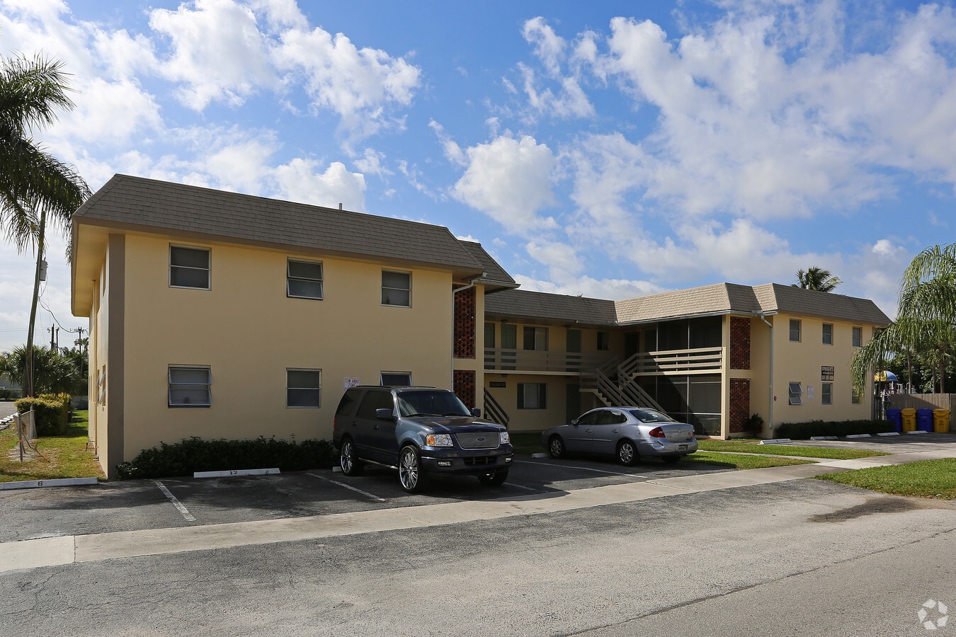 Cypress Apartments - Cypress Apartments