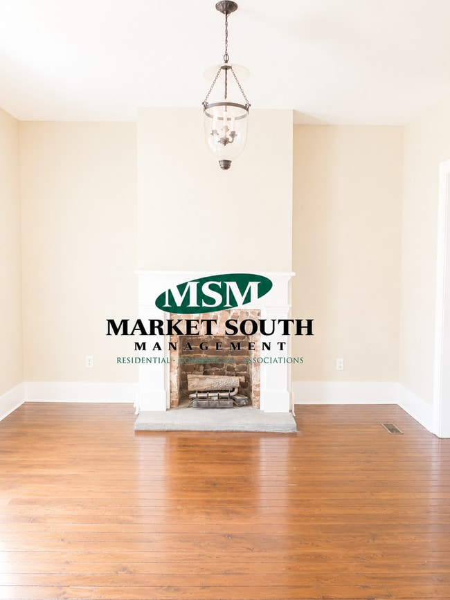 Photo - *REDUCED!!* Beautifully Renovated Victorian Home