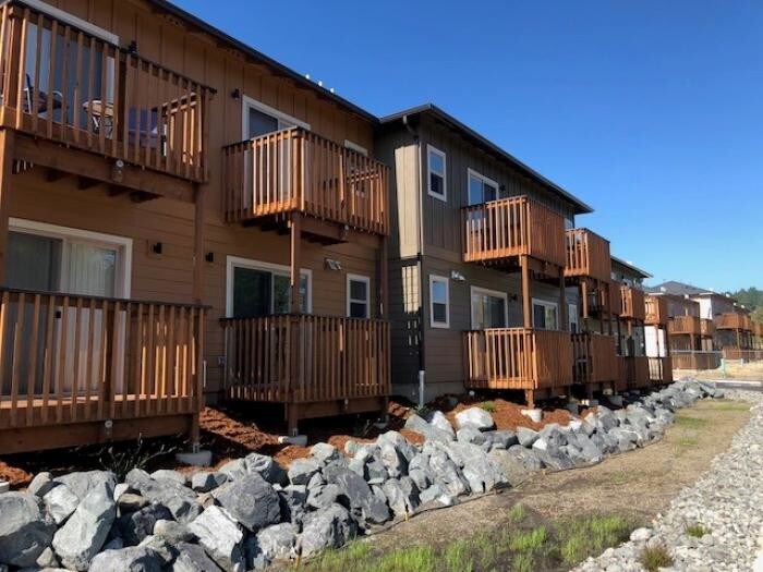 Sunset Terrace Apartments - Sunset Terrace Apartments