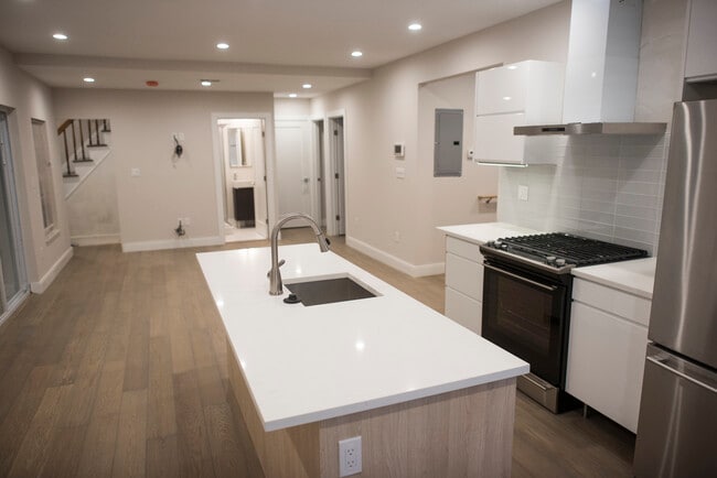 Photo - 48-50 Tuttle St Unidad 2