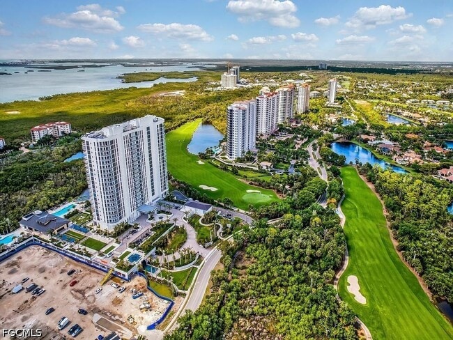Building Photo - 4810 Pelican Colony Blvd Unit 304