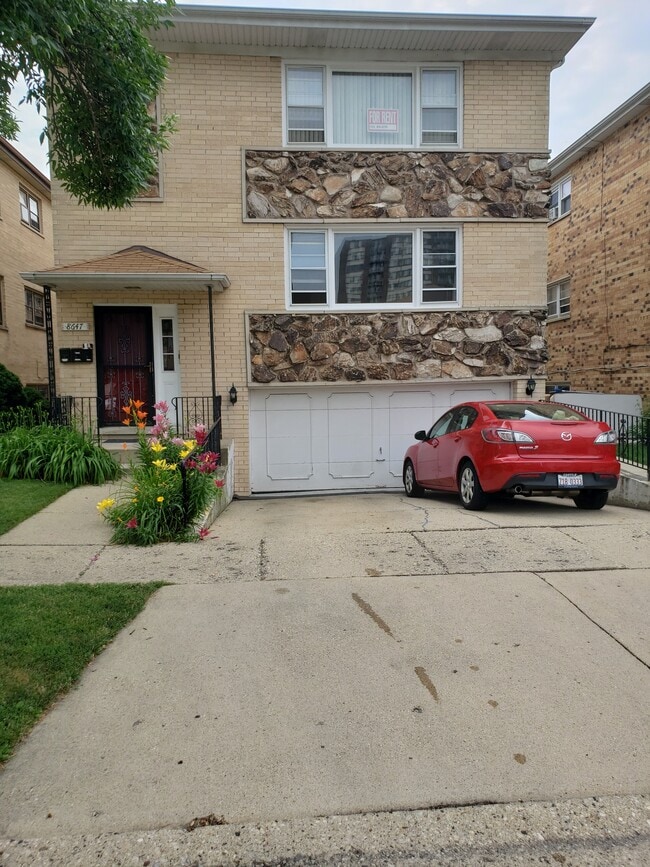 Front door and Driveway - 8647 W Catherine Ave Unit 2nd floor