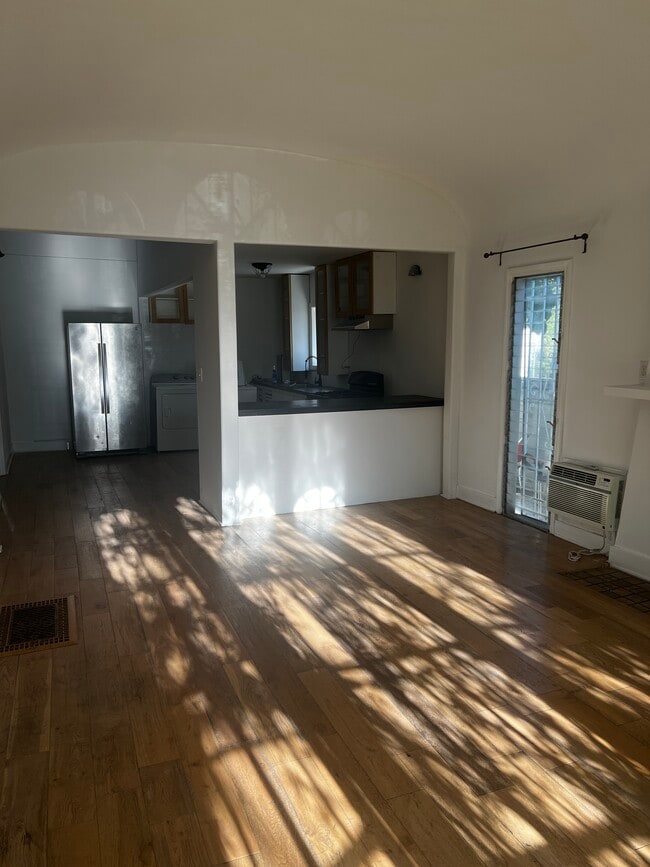 Photo - 1224 S Hudson Ave