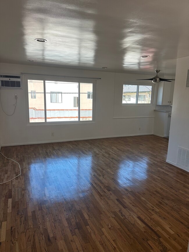 Photo - 8665 Pickford St Unit 9