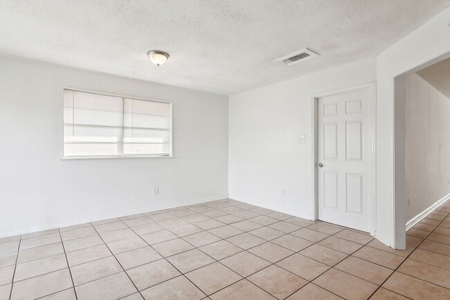 Photo - East New Orleans Single