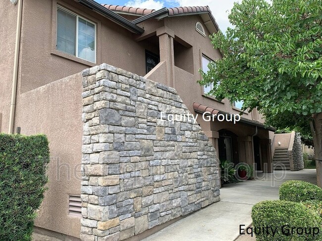 Photo - 4223 W Walnut Ave Condo