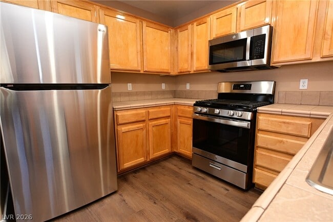 Photo - 10461 Chrisman Ave