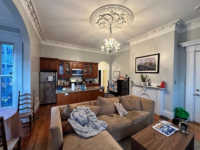 Photo - 131 Hillside St