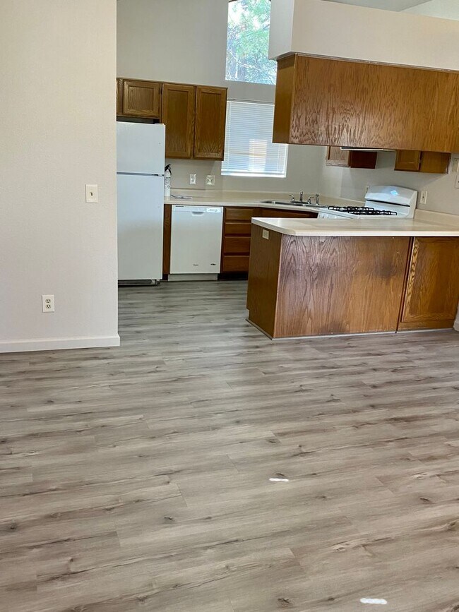 Photo - 3649 Canyon Loop Unit 2