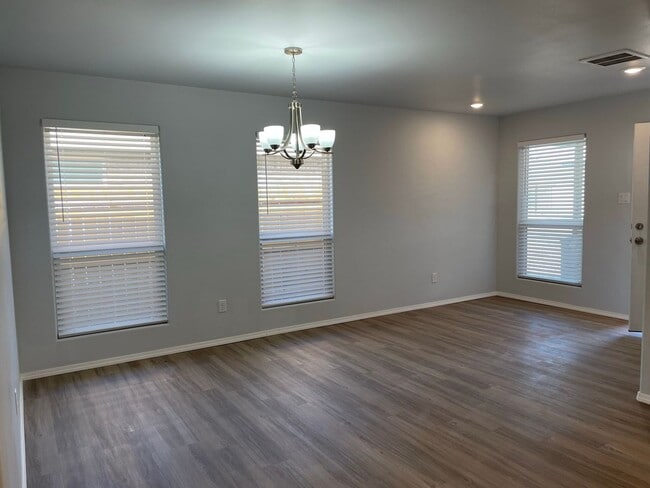 Photo - New 3/2/2 Duplex in Northwest Lubbock Unit B