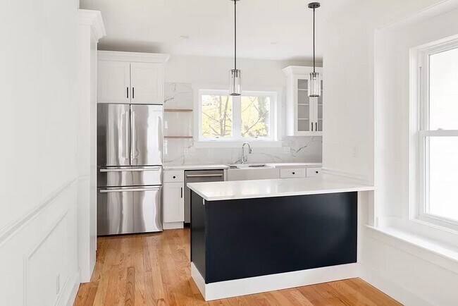 Photo - 55 Montrose St Unit 1