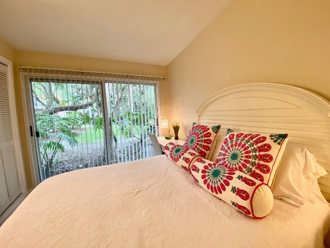 Photo - 728 Lantana Ln