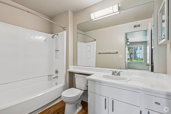 Superior- 2BR, 2BA - 986SF - Primary Bathroom