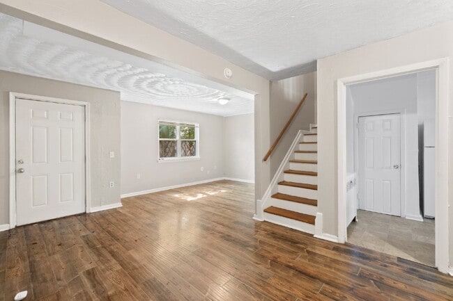 Photo - 3 BEDROOM BRICK TOWNHOME FOR RENT IN NORFOLK