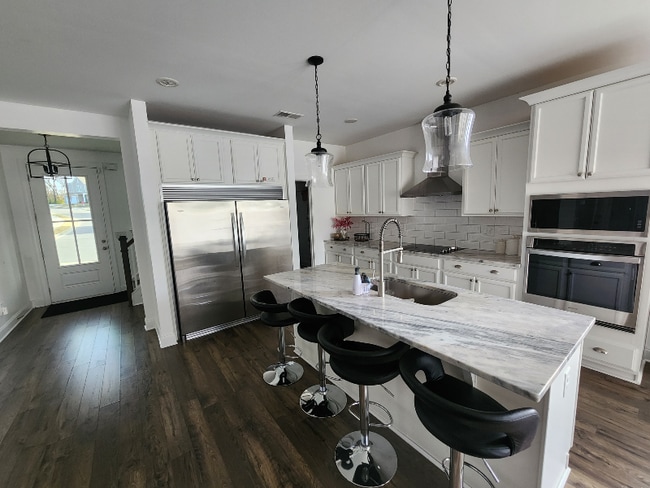 Building Photo - 9252 Thomason Trail