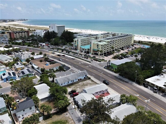 Building Photo - 12127 Gulf Blvd Unit 6