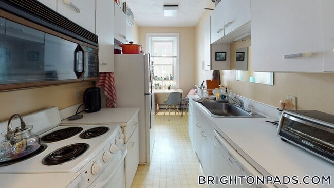 Photo - 1625 Commonwealth Ave Unit 9