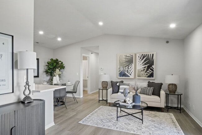 Oak Brook Park Apartments