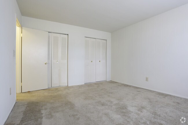 Pine Hill Apartments