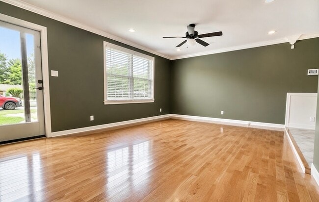 3103 Spring Creek Ct