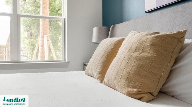 Photo - 1148 N Main St Unidad 137