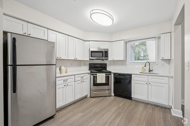3BR, 2BA - 1,406SF - Kitchen
