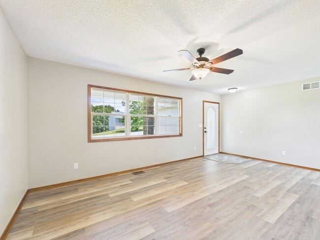 24625 Spencer Rd