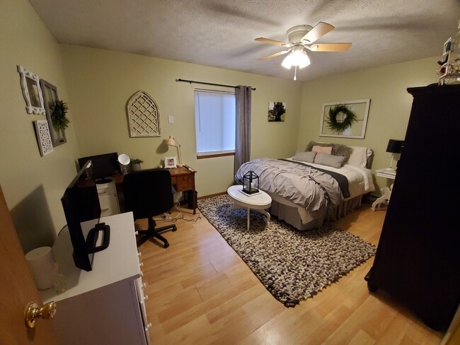 Photo - 6268 5th Ave