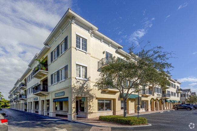 Photo - Charleston Square